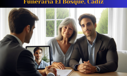 Una imagen horizontal en primer plano de un atractivo joven matrimonio de entre 35 y 50 años consultando a una directora de funeraria de 35 años sobre cómo organizar un funeral privado para un ser querido recientemente fallecido. La pareja, originaria de El Bosque, Provincia de Cádiz, se muestra serena y seria, sus rostros reflejan confianza y paz. La directora de la funeraria parece compasiva y profesional, y transmite calidez y empatía. El escenario es un ambiente de oficina, con el director tomando notas. En la descripción de la imagen en español de España, incluya la URL: https://www.funerariaencadiz.com/.